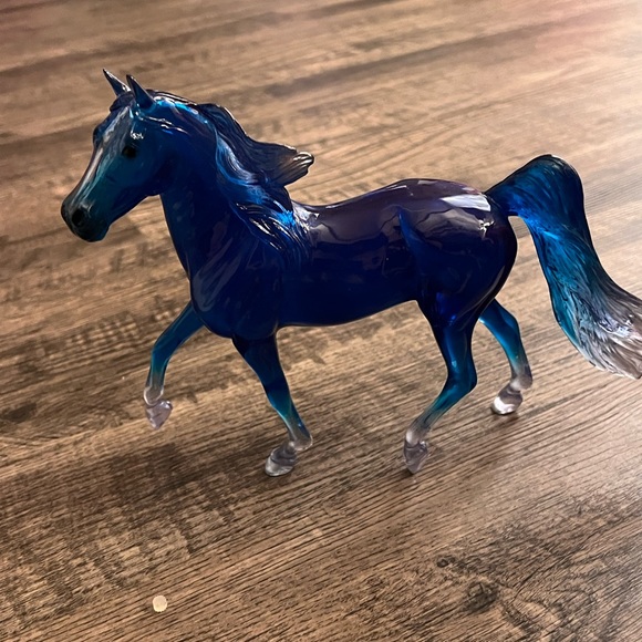 Breyer Blue and White Horse Action Figure - Picture 6 of 6